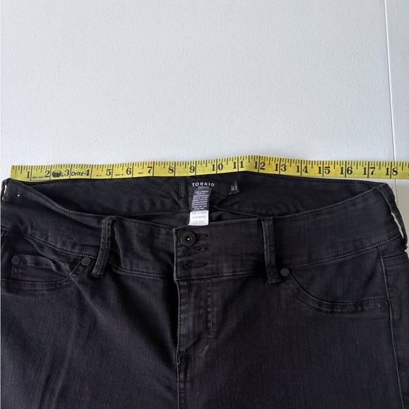 Torrid Black Skinny Stretch Jeans Size 18T Stretch Goth Moto Bikercore - Picture 12 of 14